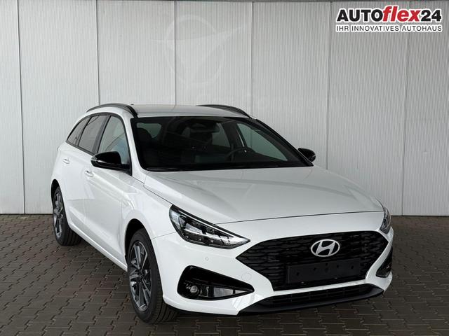 Hyundai i30 Kombi Comfort 1.5 DPI / Sitz + Lenkradheizung LED Navi Tempomat PDC V.&H Kamera Alu 17" 