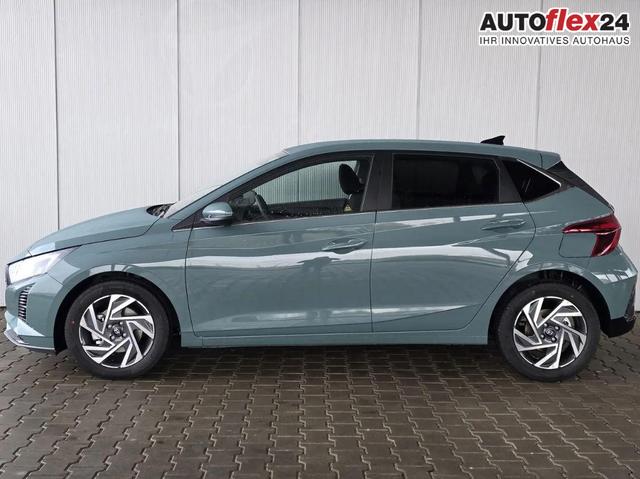 Hyundai i20 Comfort 1.2 MPI / Sitz + Lenkradheizung Navi Tempomat PDC Kamera Alu 16" *Frei Haus geliefert, ab der 2. Bestellung* 