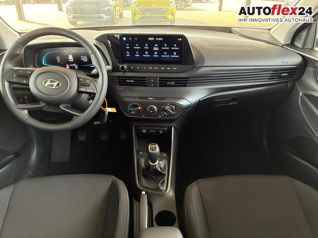 Hyundai BAYON Comfort+ 1.2 MPI / Sitz & Lenkradheizung Navi R&uuml;ckfahrkamera Tempomat Alu 16" 