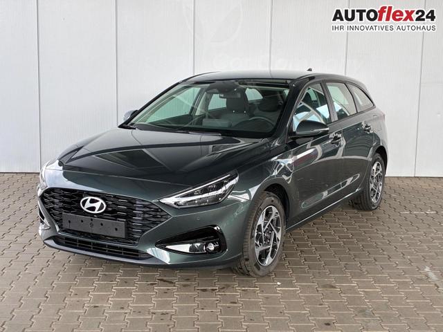 Gebrauchtfahrzeug Hyundai i30 Kombi - Comfort 1.5 GDi / LED Navi PDC V&H   Kamera Tempomat Carplay Alu 16" "Frei Haus geliefert, ab der 2. Bestellung "