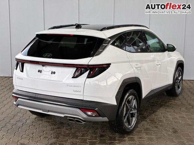 Hyundai TUCSON E-Motion 1.6 T-GDi 2WD HEV / Panoramadach ACC LED Sitz + Lenkradheizung Navi PDC V&H Kamera Alu 18" 
