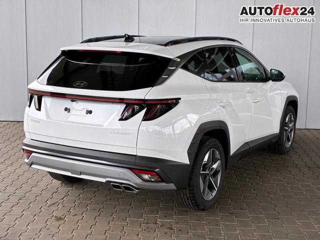 Hyundai TUCSON E-Motion 1.6 T-GDI 2WD 48V DCT / Panoramadach ACC Sitz + Lenkradheizung LED Navi PDC V&H Kamera Alu 18" 