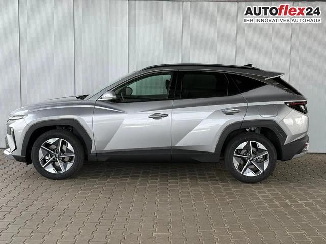 Hyundai TUCSON E-Motion 1.6 T-GDI 2WD 48V DCT / Panoramadach ACC Sitz + Lenkradheizung LED Navi PDC V&H Kamera Alu 18" 