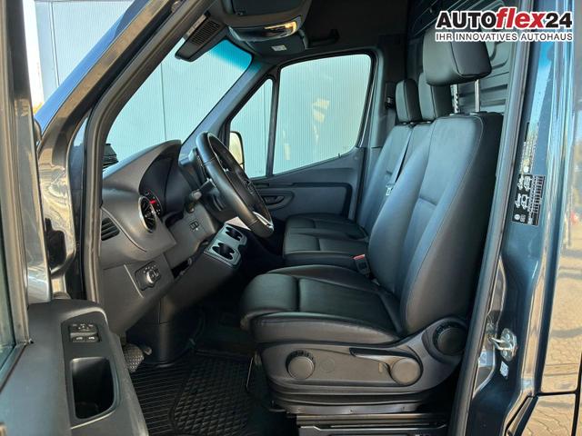 Mercedes-Benz Sprinter 319 CDI L2H2 9G-TRONIC PRO / Leder AHK LED ACC Alu 17" 
