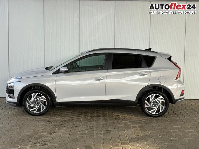 Hyundai BAYON Premium Sky 1.0 T-GDI 100 PS 48V 7DCT / Keyless ACC Soundsystem BOSE Sitz + Lenkradheizung LED Navi PDC V&H Kamera Totwinkel Alu 16" 