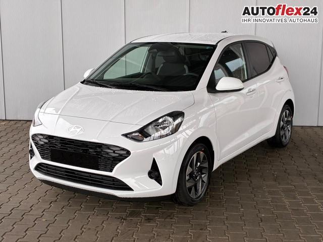 Gebrauchtfahrzeug Hyundai i10 - Advance 1.2 GDI Automatik / Rückfahrkamera Sitz   Lenkradheizung Navi Alu 15"