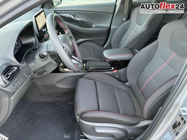 Hyundai i30 Fastback N-Line 1.5 T-GDI 7-DCT / ACC Sitz + Lenkradheizung LED PDC V&H Kamera Alu 18" 