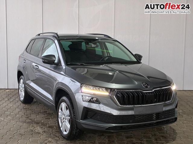 Skoda Karoq 1.0 TSI EXECUTIVE Navi / Carplay ACC Klimaautomatik LED Rückfahrkamera Alu 17" 