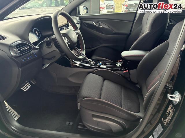 Hyundai i30 N-Line Fastback DCT 1.5 T-GDI mHev / Navi ACC Sitz & Lenkradheizung LED Alu 18" 