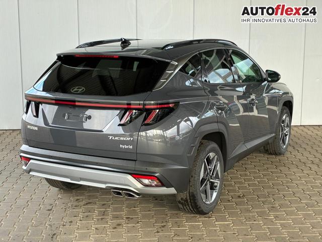 Hyundai TUCSON E-Motion 1.6 T-GDi 2WD HEV / Panoramadach ACC LED Sitz + Lenkradheizung Navi PDC V&H Kamera Alu 18" 