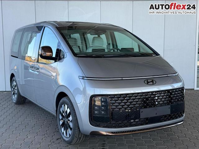 Hyundai Staria Luxury 1.6 T-GDi HEV 2WD 7-Sitzer / ACC 360&deg; Kam. Pano 4x Shz Elek. Klappe + Schiebet&uuml;r 
