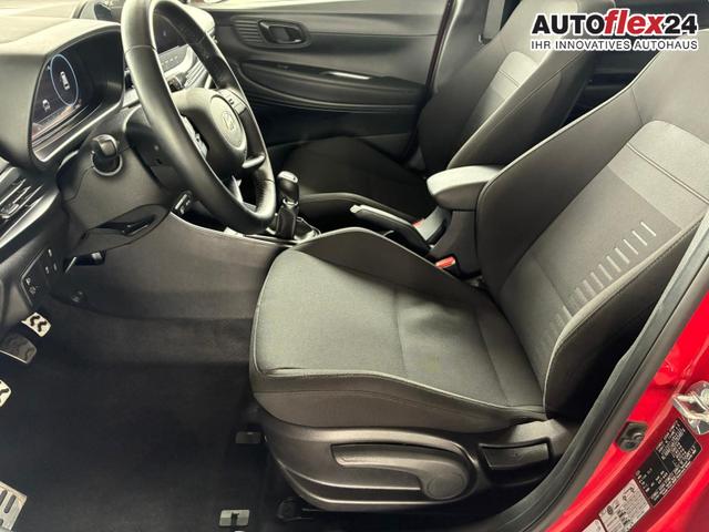 Hyundai BAYON Comfort 1.2 GDI 79 PS 5MT / LED Tempomat Navi R&uuml;ckfahrkamera Alu 16" 