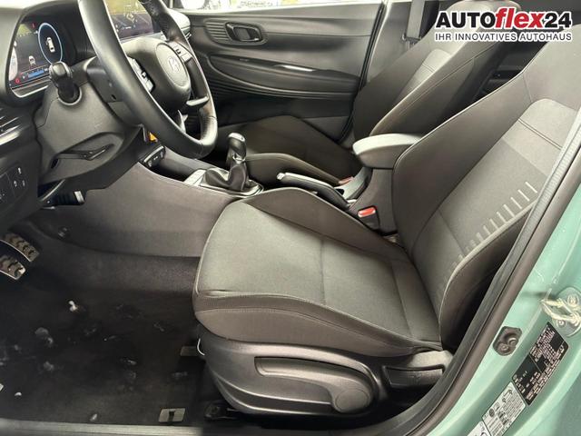 Hyundai BAYON Comfort 1.2 GDI 79 PS 5MT / LED Tempomat Navi R&uuml;ckfahrkamera Alu 16" 