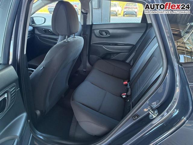 Hyundai i20 Comfort 1.0 T-GDi 7DCT / Navi Tempomat Sitz + Lenkradheizung PDC Hinten mit Kamera 