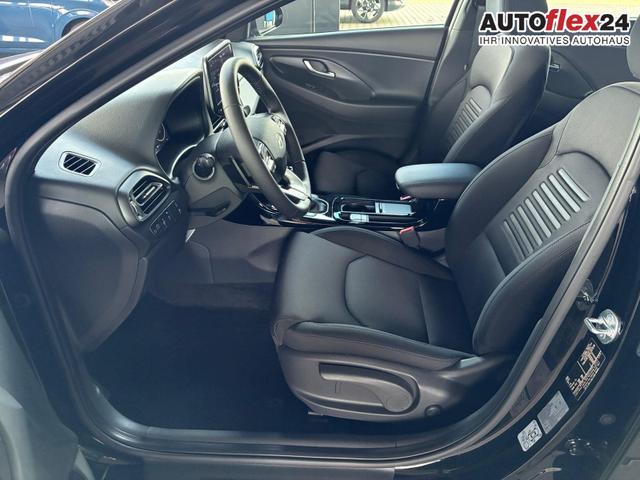 Hyundai i30 Comfort Plus 1.0 TGDI DCT/ ACC / PDC V.&H.Kamera Keyless Sitz & Lenkr.Heiz./ LED Alu 17 