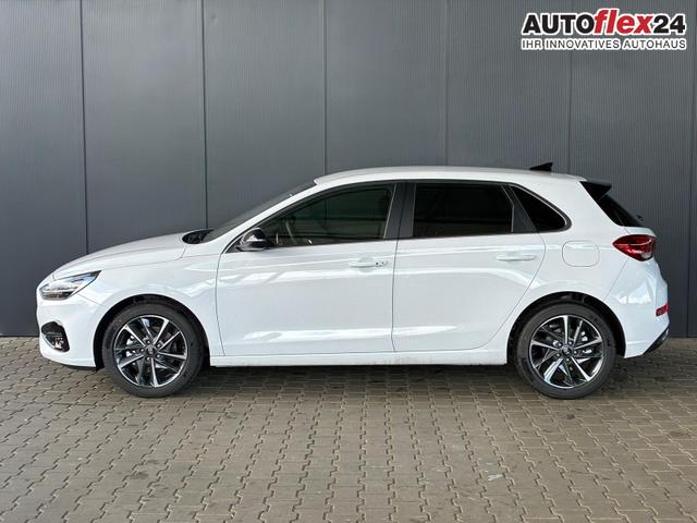 Vorlauffahrzeuge Hyundai i30 - Comfort Plus 1.0 TGDI DCT/ ACC / PDC V.&H.Kamera Keyless Sitz & Lenkr.Heiz./ LED Alu 17