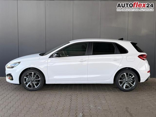 Vorlauffahrzeuge Hyundai i30 - Comfort Plus 1.0 T-GDI Navi / PDC V H mit Kamera Shz Vorne LED Alu 17''