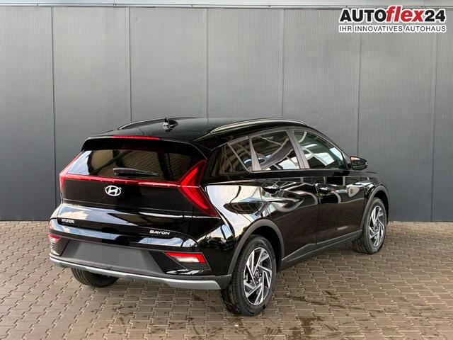 Hyundai BAYON Comfort Plus 1.2 MPI / Sitz + Lenkradheizung PDC V&H Kamera LED Tempomat Keyless Alu 16" 