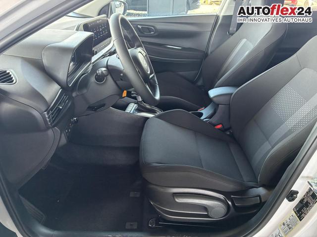 Hyundai i20 Emotion 1.0 T-GDi 7DCT / Navi Tempomat Shz vorne Lenkradheizung LED ALU 17'' 