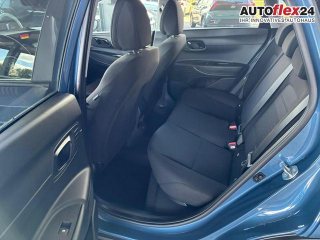 Hyundai BAYON Comfort Plus 1.2 MPI / Navi PDC m. Kamera Klimaautom./ LED Sitz & Lenkr.Heiz/ Alu16 