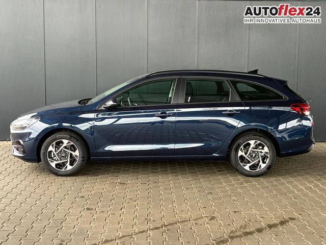 Vorlauffahrzeuge Hyundai i30 Kombi - Comfort 1.5 GDI / Navi Tempomat Sitz   Lenkradheizung LED Alu 16''