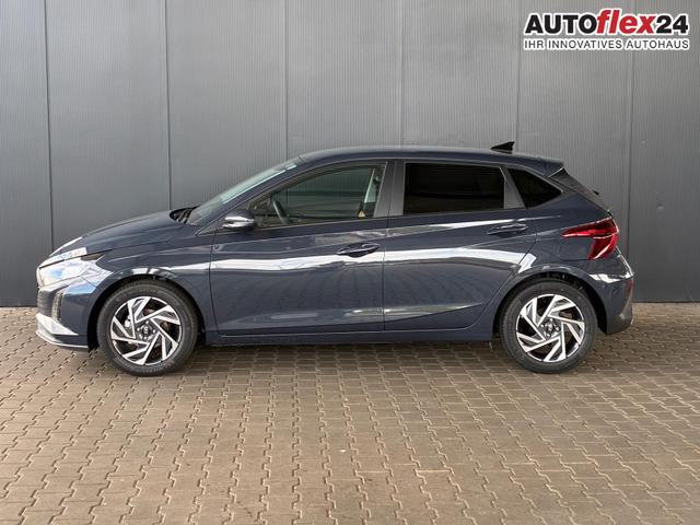Vorlauffahrzeuge Hyundai i20 - Pure 1.2 MPI / Navi PDC Hinten   Kamera Abgedunkelte Scheiben Tempomat Alu 16"