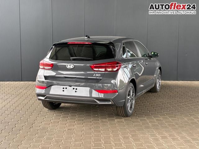 Hyundai i30 Comfort Plus 1.0 TGDI DCT / ACC Keyless Totwinkelassis. PDC V&H + Kamera Sitz Lenkradheizung LED Alu 17'' 
