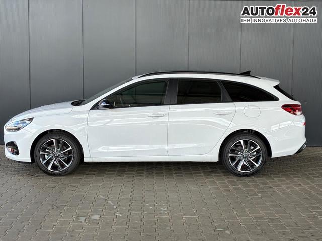 Vorlauffahrzeuge Hyundai i30 Kombi - Comfort Plus 1.0 TGDI DCT / Navi Sitz   Lenkradheizung PDC V&H Kamera LED Alu 17"