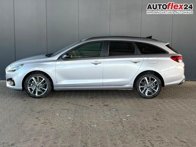 Vorlauffahrzeuge Hyundai i30 Kombi - Comfort Plus 1.0 TGDI DCT Navi / Adaptiver Tempomat/ Totwinkel Assistent/ Alu 17"