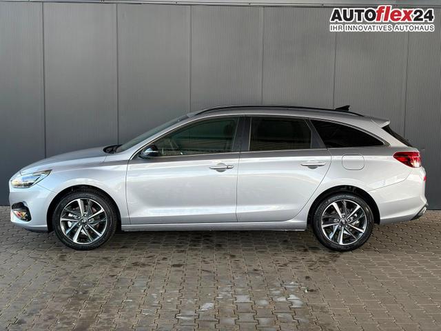 Vorlauffahrzeuge Hyundai i30 Kombi - Comfort Plus 1.0 T-GDI DCT Navi/ Totwinkel Assistent/ PDC V&H   Kamera/ Alu 17"