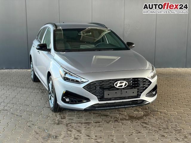 Hyundai i30 Kombi Comfort Plus 1.0 T-GDI DCT Navi/ Totwinkel Assistent/ PDC V&H + Kamera/ Alu 17" 