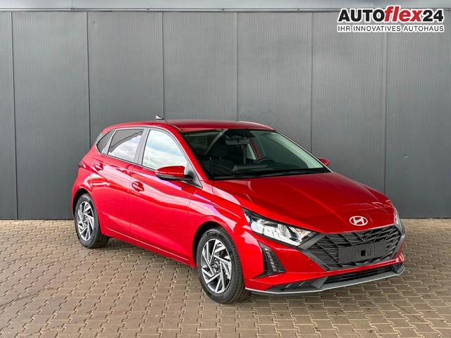 Hyundai i20 Pure 1.2 MPI / Navi PDC Hinten + Kamera Abgedunkelte Scheiben Tempomat Alu 16" 