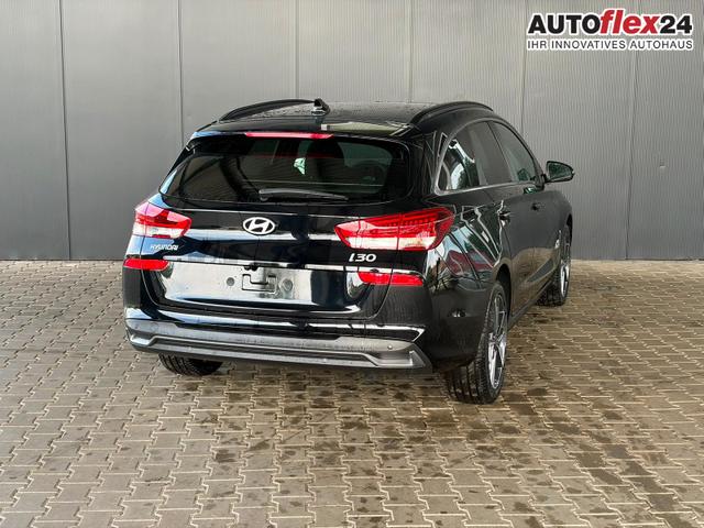 Hyundai i30 Kombi Comfort Plus Navi / ACC Totwinkel Assistent PDC V&H + Kamera/ Alu 17" 