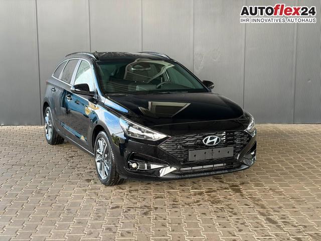 Hyundai i30 Kombi Comfort Plus Navi / ACC Totwinkel Assistent PDC V&H + Kamera/ Alu 17" 