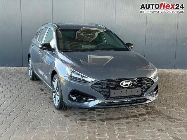 Hyundai i30 Kombi Comfort Plus Navi / ACC Totwinkel Assistent/ PDC V&H + Kamera/ Alu 17" 