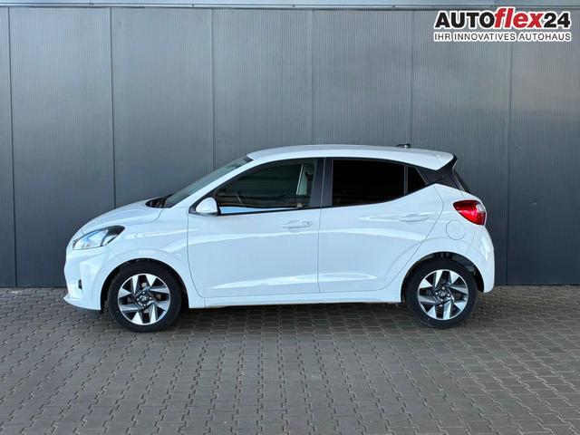 Gebrauchtfahrzeug Hyundai i10 - MPI 1.0 63PS Comfort / CarPlay Navi Kamera Tempomat Alu 15''