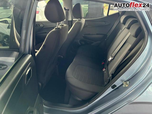 Hyundai i10 MPI 1.0 63PS Comfort / CarPlay Navi Kamera Tempomat Alu 15'' 