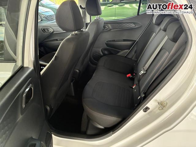Hyundai i10 MPI 1.0 63PS Comfort / CarPlay Navi Kamera Tempomat Alu 15'' 