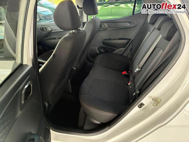 Hyundai i10 MPI 1.0 63PS Comfort / CarPlay Navi Kamera Tempomat Alu 15'' 
