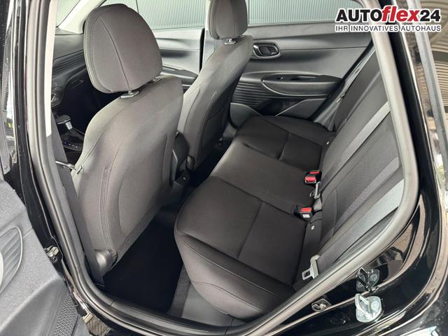 Hyundai i20 Smart 1.0 T-GDi 90PS 7DCT Automatik / Navi PDC H. mit Kamera SHZ Vorne ALU 16'' 