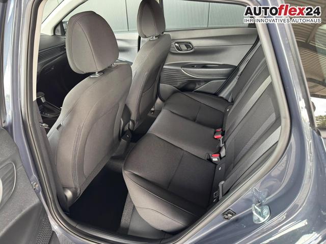 Hyundai i20 Smart 1.0 T-GDi 90PS 7DCT Automatik / Navi PDC H. mit Kamera SHZ Vorne ALU 16'' 