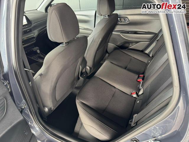 Hyundai i20 Black-Line STYLE 1,0 T-GDi 7-DCT / Navi Tempomat Spurhalteassistent Kamera Sitz + Lenkradheizung LED 