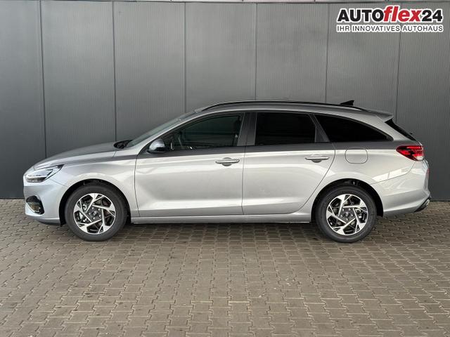 Vorlauffahrzeuge Hyundai i30 Kombi - Comfort Line 1.6 T-GDI 2WD 7-DCT AT / Tempomat Kamera PDC vorne   hinten Sitz Lenkradheizung LED Alu 16''