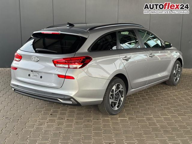 Hyundai i30 Kombi Comfort Line 1.6 T-GDI 2WD 7-DCT AT / Tempomat Kamera PDC vorne + hinten Sitz Lenkradheizung LED Alu 16'' 