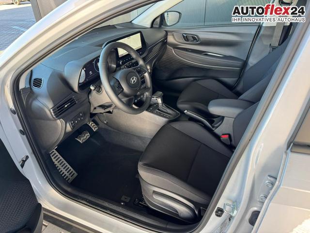 Hyundai BAYON Comfort Plus 1.0 T-GDI 7-DCT AT / Tempomat Kamera Sitz + Lenkradheizung Navi Alu 16'' 