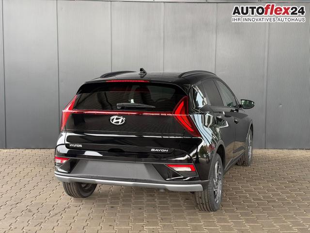 Hyundai BAYON Comfort Plus 1.0 T-GDI 7-DCT AT / Tempomat Kamera Sitz + Lenkradheizung Navi Alu 16'' 