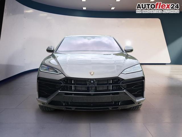 Vorlauffahrzeuge Lamborghini Urus - SE