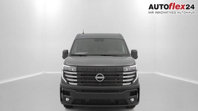 Vorlauffahrzeuge Nissan Interstar - 