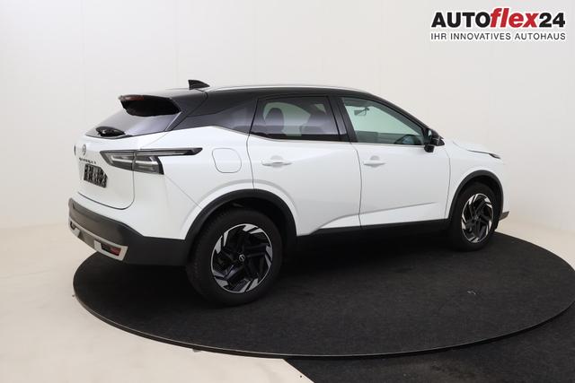 Nissan Qashqai N-Connecta Winter Comfort + PANO 2 Tone 