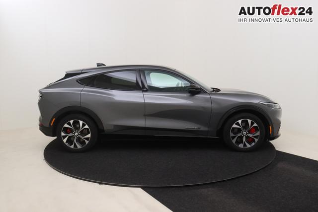 Ford Mustang Mach-E 98 kWh Extended range 